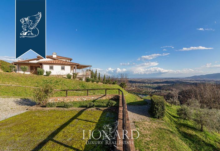 Image No.38-8 Bed Villa for sale