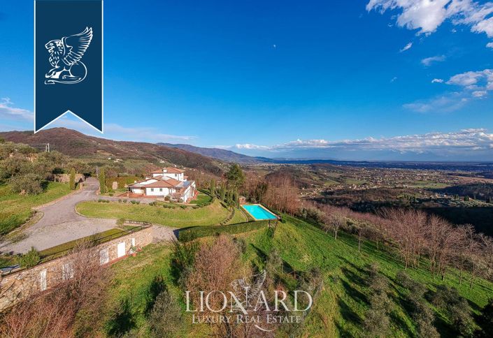 Image No.40-8 Bed Villa for sale