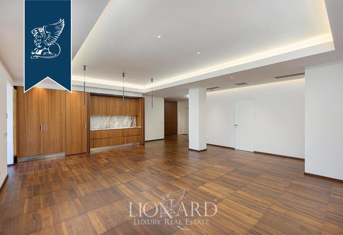 Image No.3-4 Bed Apartment for sale