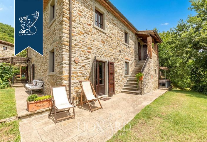 Image No.9-Ferme de 16 chambres à vendre à Capolona