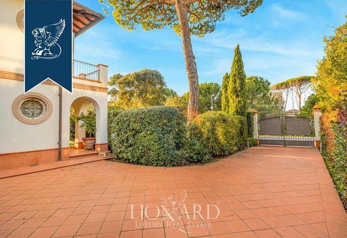 Image No.8-Villa de 4 chambres à vendre à Lucca