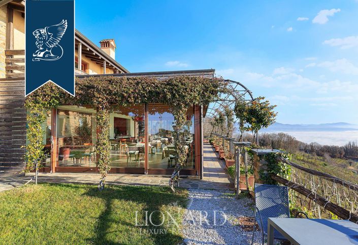 Image No.6-Ferme de 9 chambres à vendre à Bergame