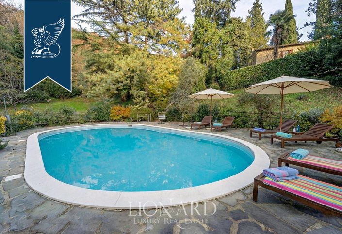 Image No.8-9 Bed Villa for sale