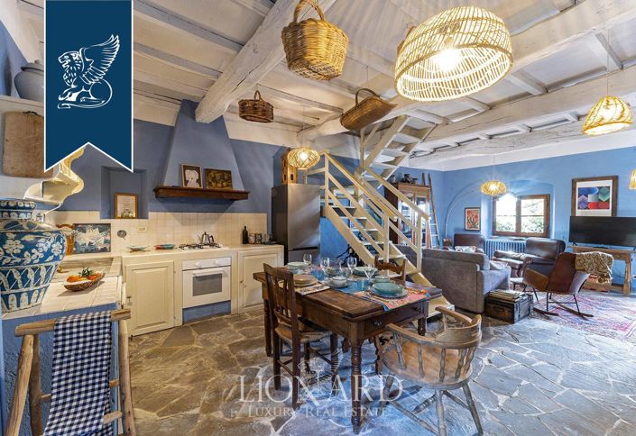 Image No.9-9 Bed Villa for sale