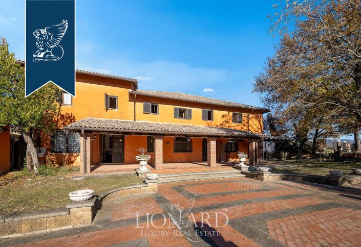 Image No.3-Villa de 15 chambres à vendre à Rieti