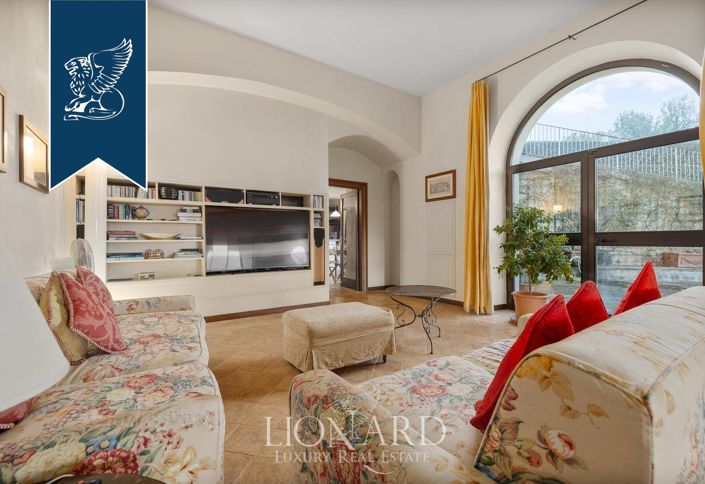 Image No.13-Maison de campagne de 8 chambres à vendre à Cetona