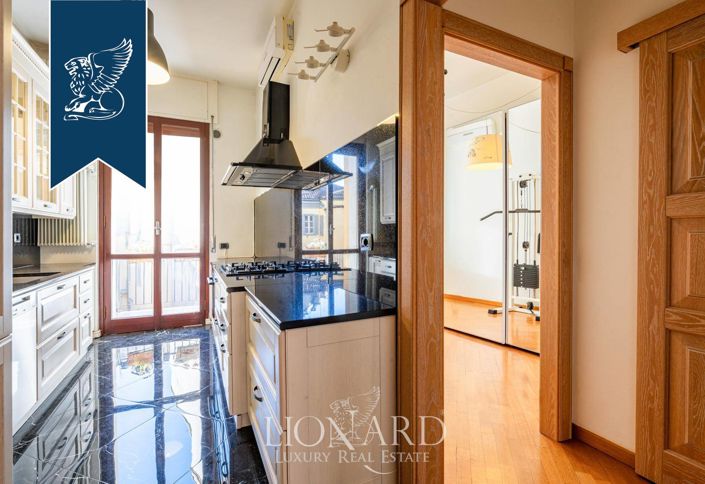 Image No.11-4 Bed Apartment for sale