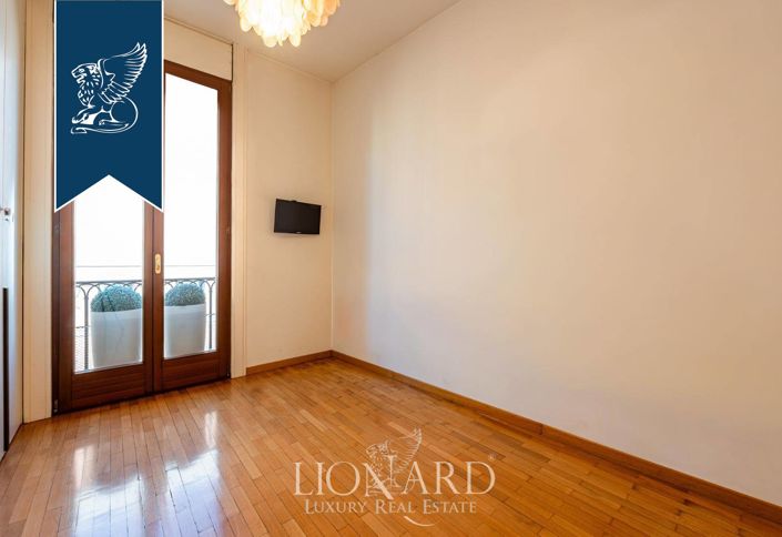 Image No.17-4 Bed Apartment for sale