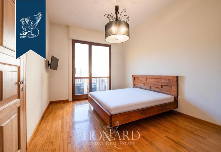 Image No.19-4 Bed Apartment for sale