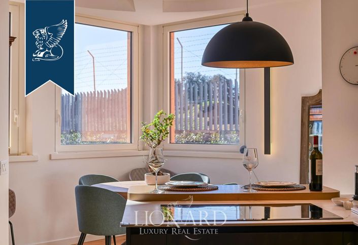 Image No.9-6 Bed Apartment for sale