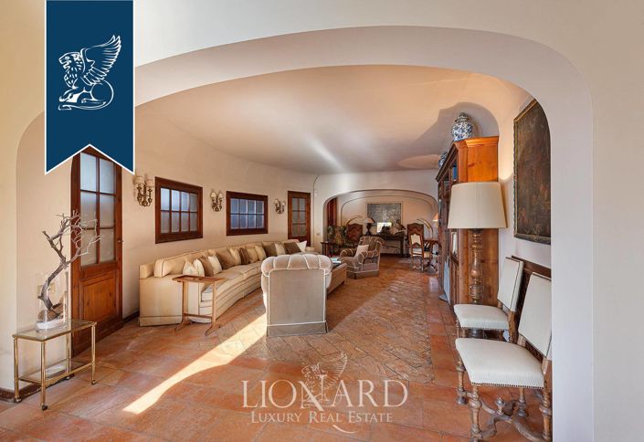Image No.37-9 Bed Villa for sale