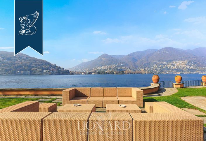Image No.8-9 Bed Villa for sale