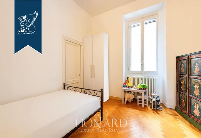 Image No.12-3 Bed Apartment for sale