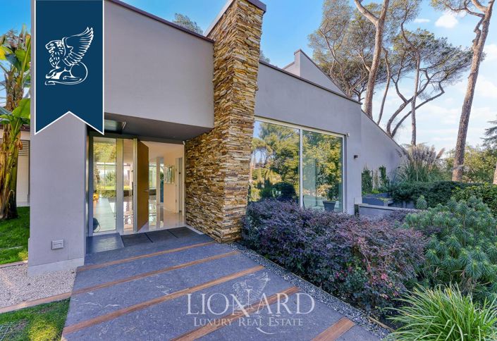 Image No.12-6 Bed Villa for sale