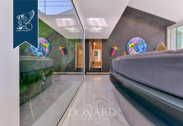 Image No.20-6 Bed Villa for sale