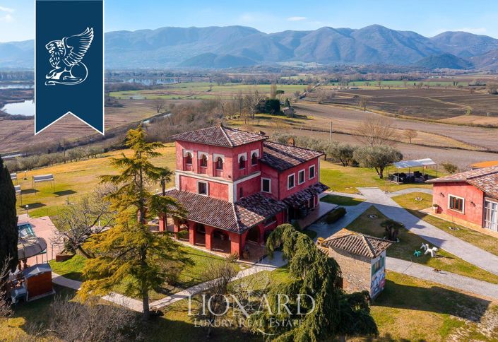 Image No.5-Ferme de 10 chambres à vendre à Rieti