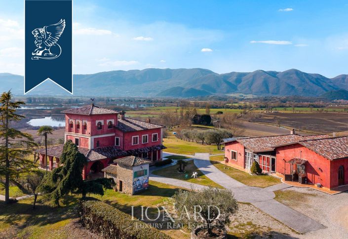 Image No.6-Ferme de 10 chambres à vendre à Rieti