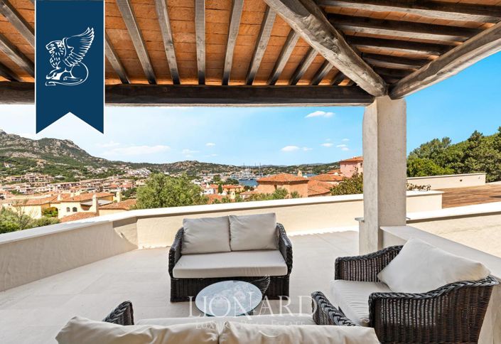 Image No.8-5 Bed Villa for sale