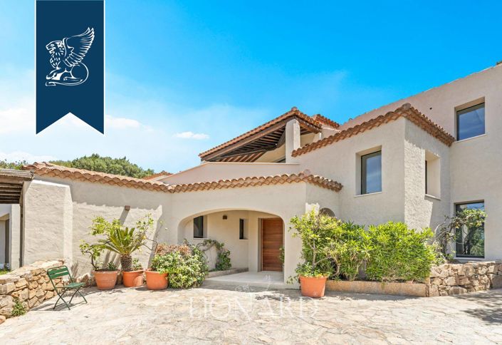 Image No.9-5 Bed Villa for sale