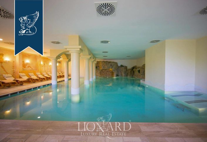 Image No.5-18 Bed Hotel for sale