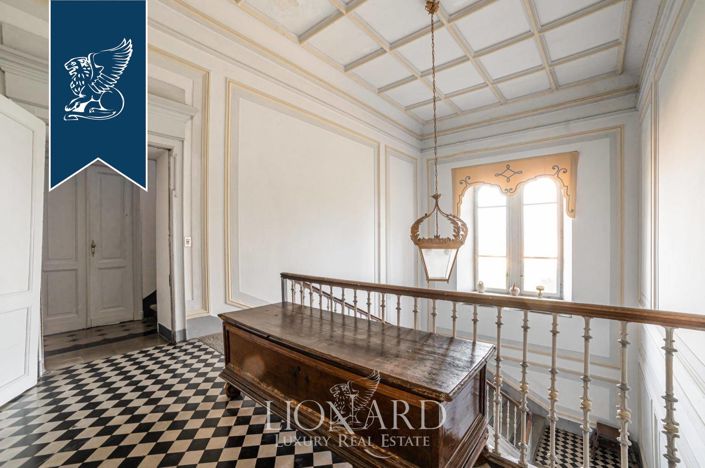 Image No.16-5 Bed Property for sale