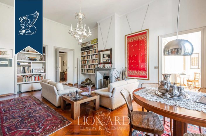 Image No.19-5 Bed Property for sale