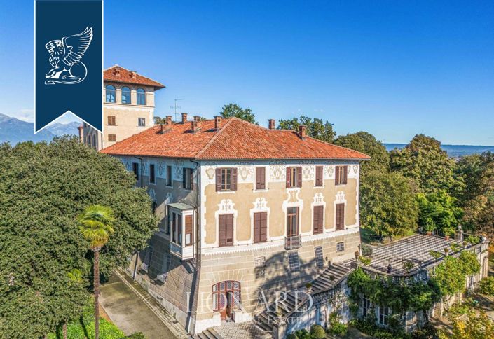 Image No.2-5 Bed Property for sale