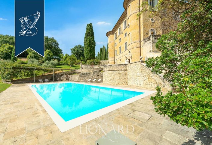 Image No.10-6 Bed Villa for sale