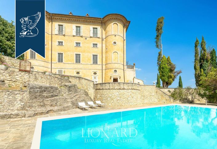 Image No.12-6 Bed Villa for sale