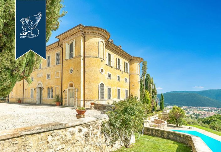 Image No.15-6 Bed Villa for sale