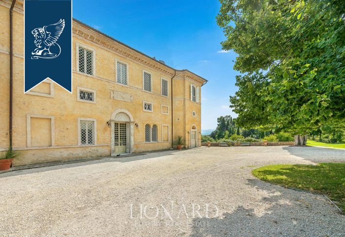 Image No.18-6 Bed Villa for sale