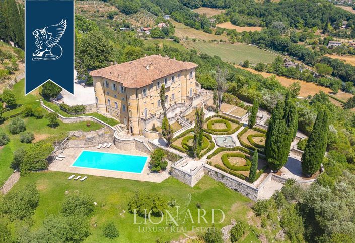 Image No.2-6 Bed Villa for sale