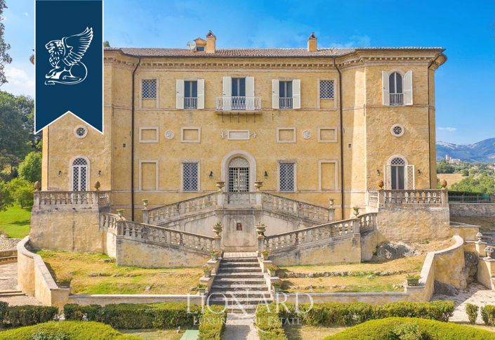 Image No.6-6 Bed Villa for sale