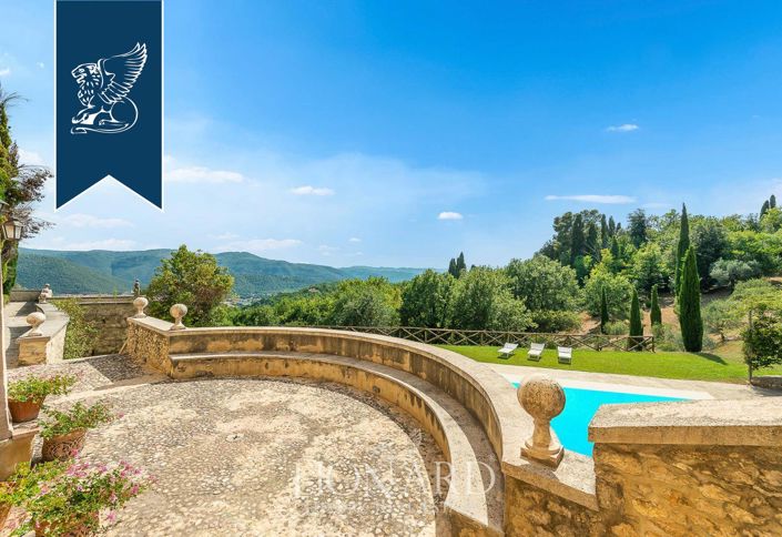 Image No.9-6 Bed Villa for sale