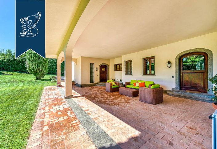 Image No.12-6 Bed Villa for sale