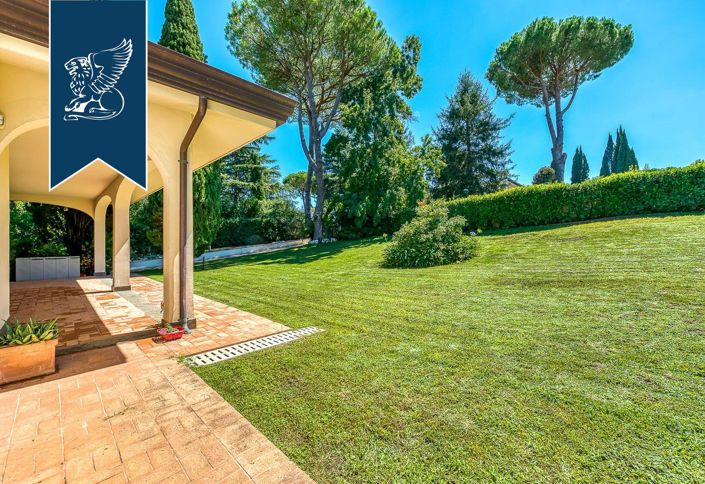 Image No.14-6 Bed Villa for sale