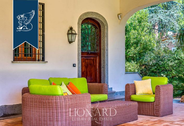 Image No.15-6 Bed Villa for sale