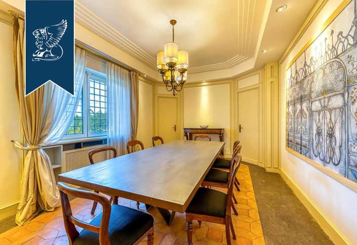 Image No.27-6 Bed Villa for sale