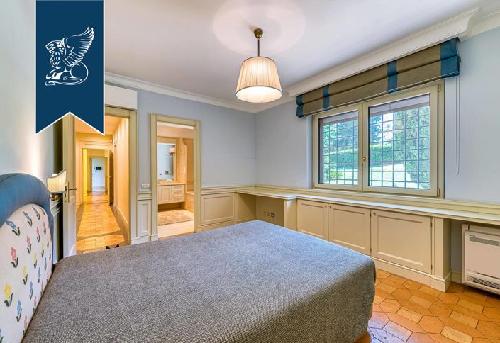 Image No.28-6 Bed Villa for sale