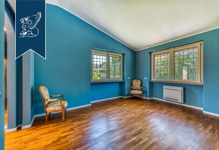 Image No.37-6 Bed Villa for sale