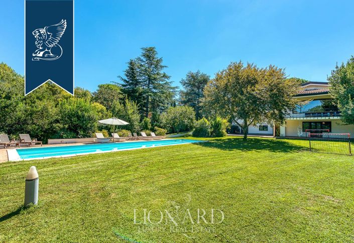 Image No.4-6 Bed Villa for sale