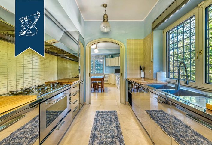 Image No.41-6 Bed Villa for sale