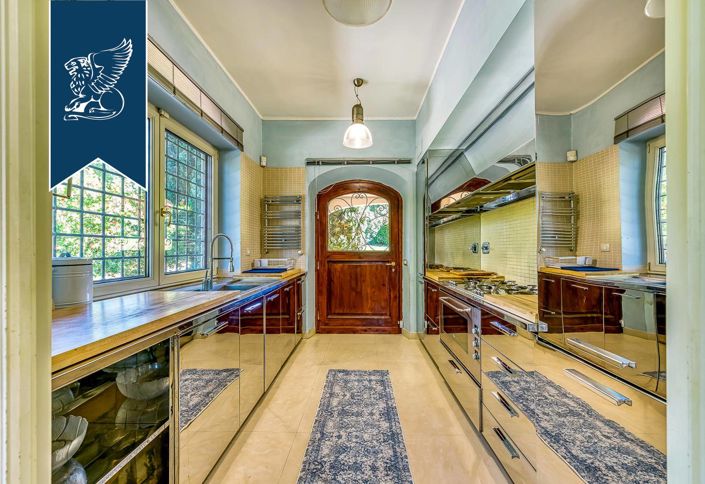 Image No.42-6 Bed Villa for sale