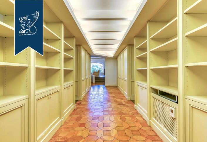 Image No.44-6 Bed Villa for sale