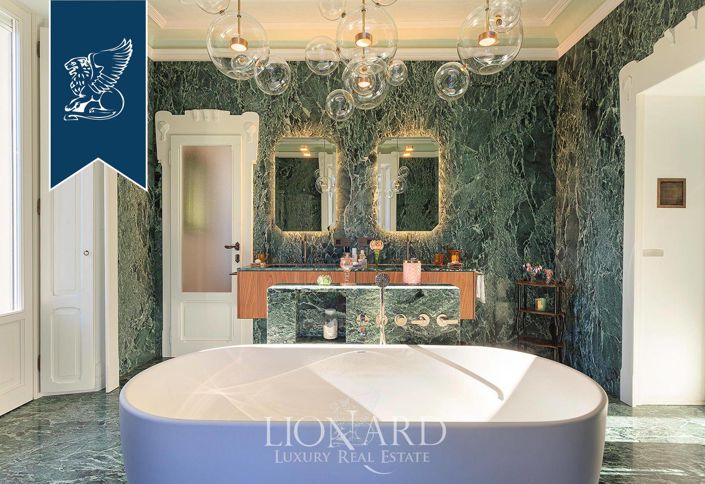 Image No.21-5 Bed Villa for sale