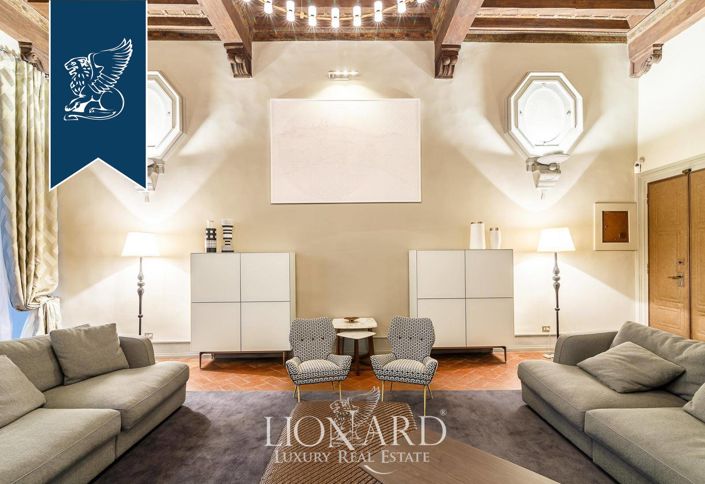 Image No.10-5 Bed Apartment for sale