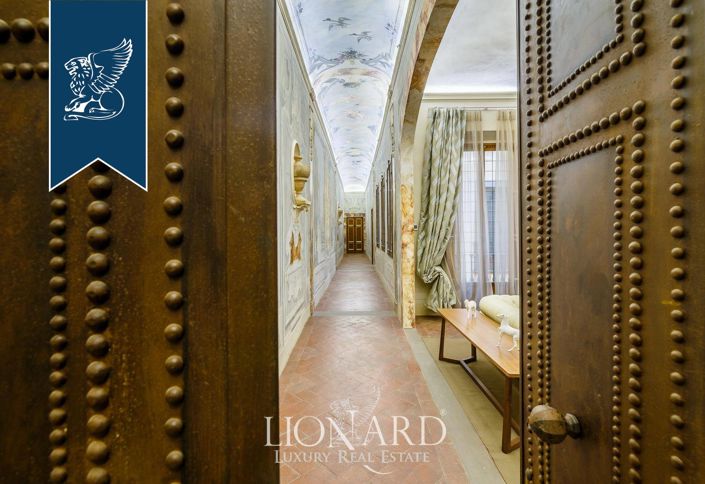 Image No.45-5 Bed Apartment for sale