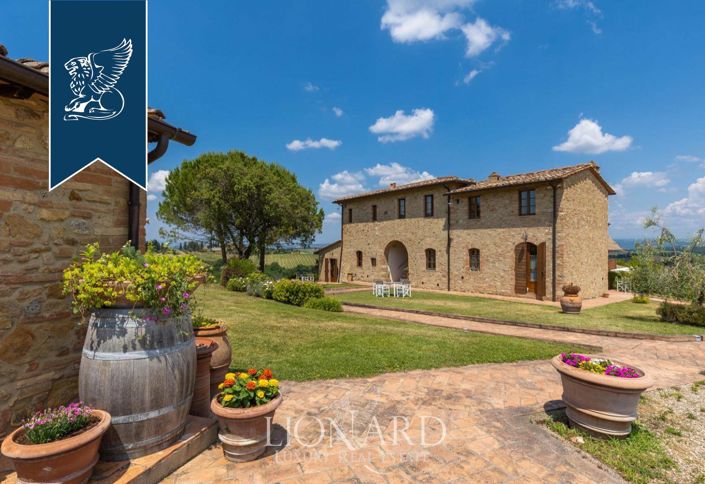 Image No.11-Ferme de 21 chambres à vendre à San Gimignano