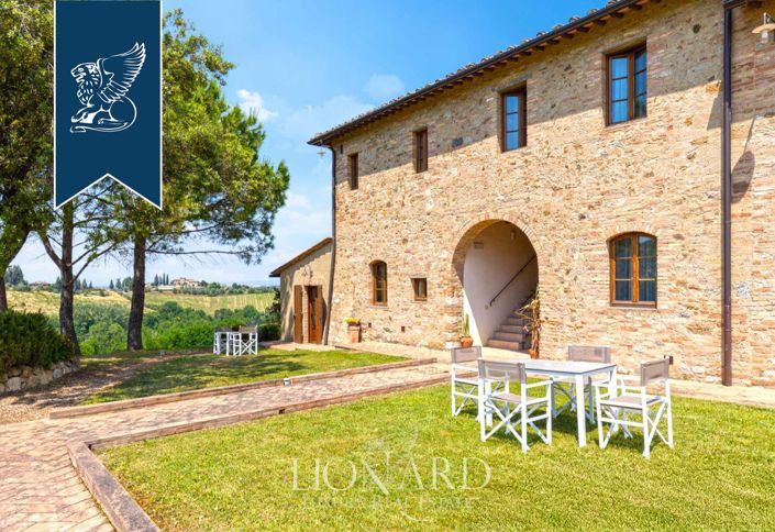 Image No.19-21 Bed Farmhouse for sale