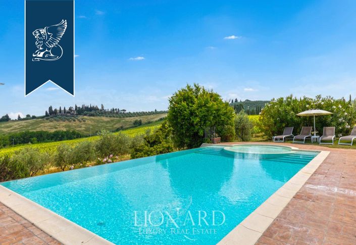 Image No.9-21 Bed Farmhouse for sale